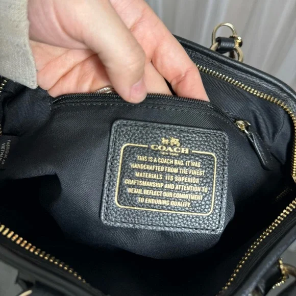 Coach black leather hand & crossbody bag - Picture 7 of 8